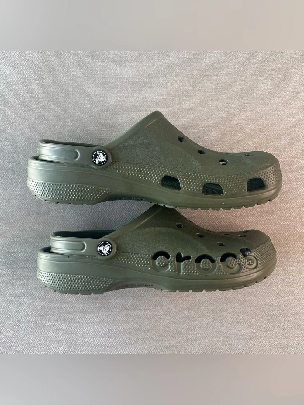 Crocs Baya Clogs Army Green Unisex Men’s 9 Women’s 11 Comfort Summer Sandals